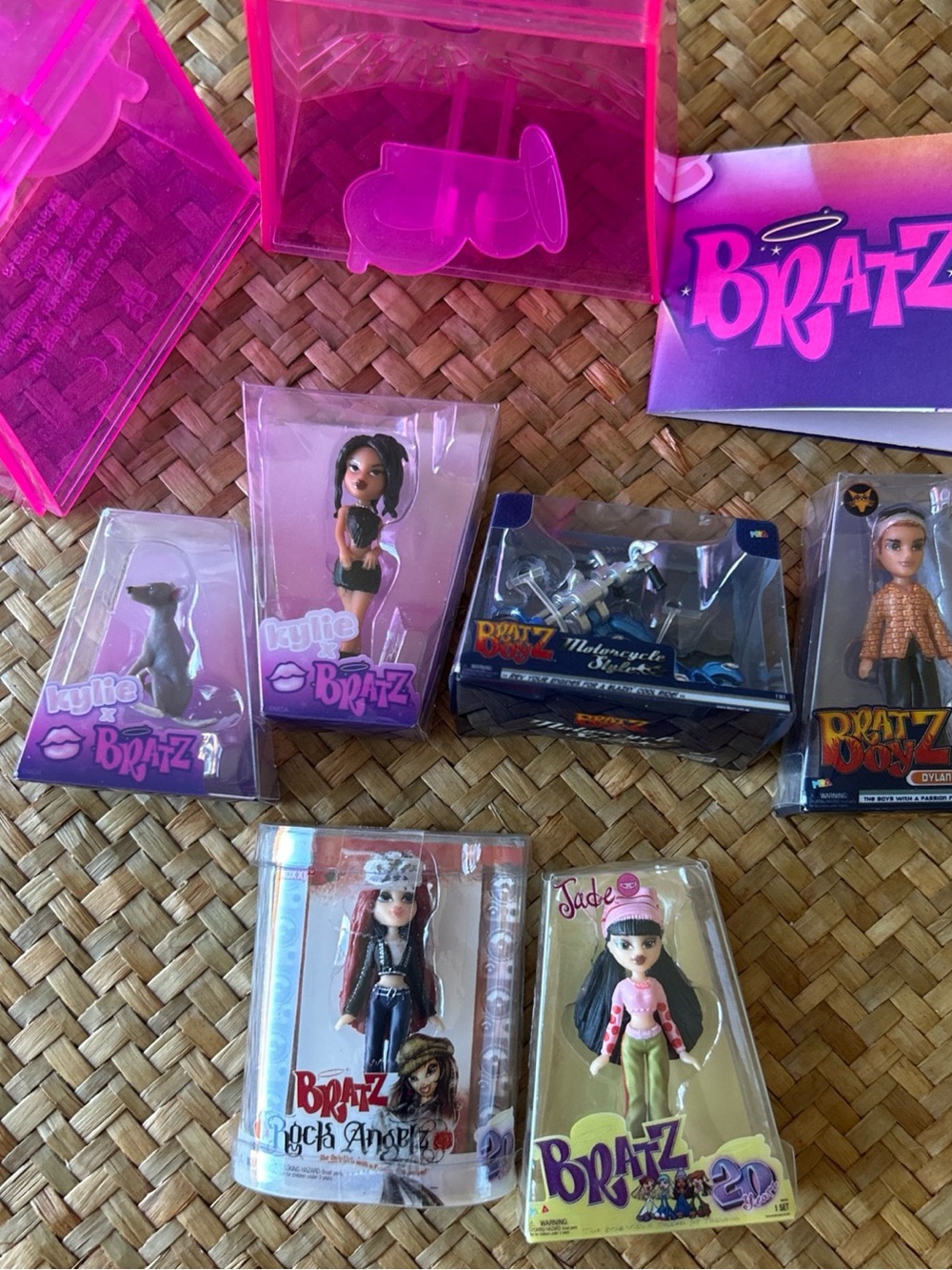 Bratz Mini Doll & Accessories Lot of 6